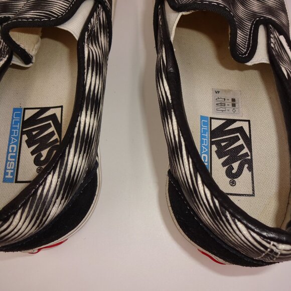 Vans Black White Optical Illusion UltraCush Slip-On Shoes Mens 6.5 Womens 8 - Picture 6 of 8